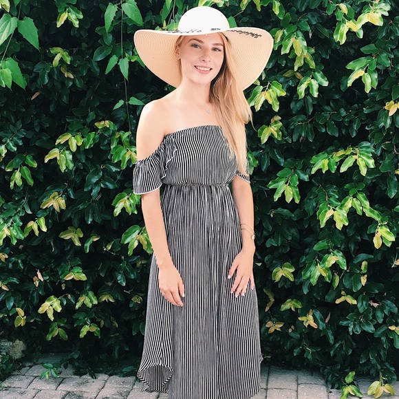 Meet your Posher, Marina - Picture 1 of 1